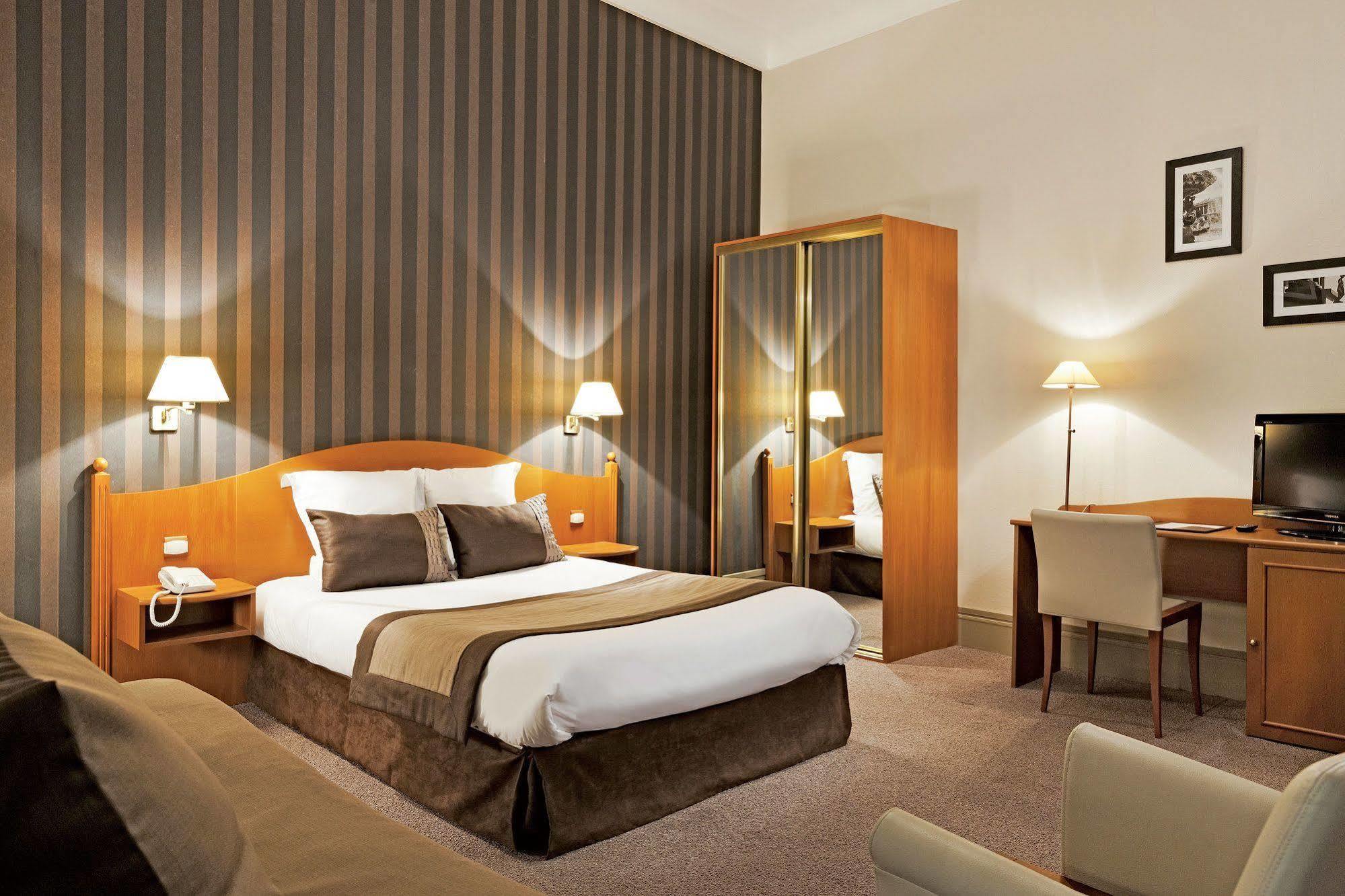 Hotel Bleues Provinces Opera Parijs
